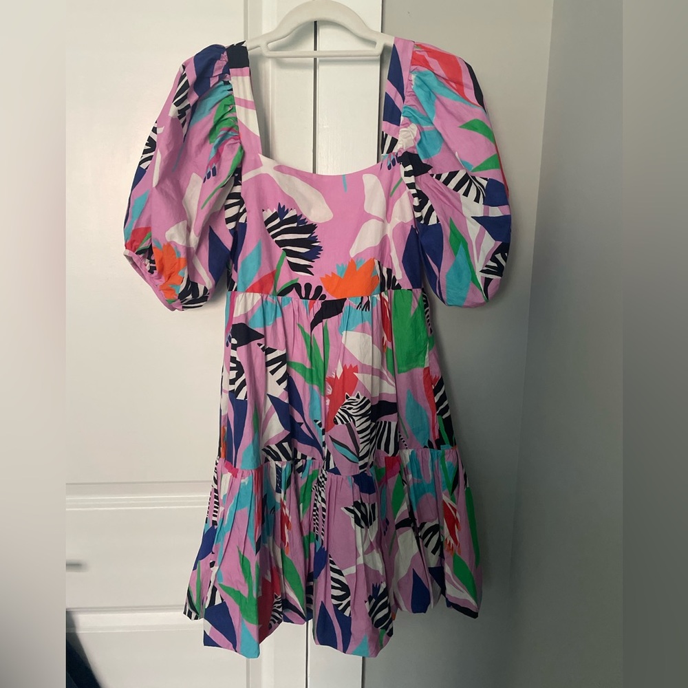 Puff sleeve dress